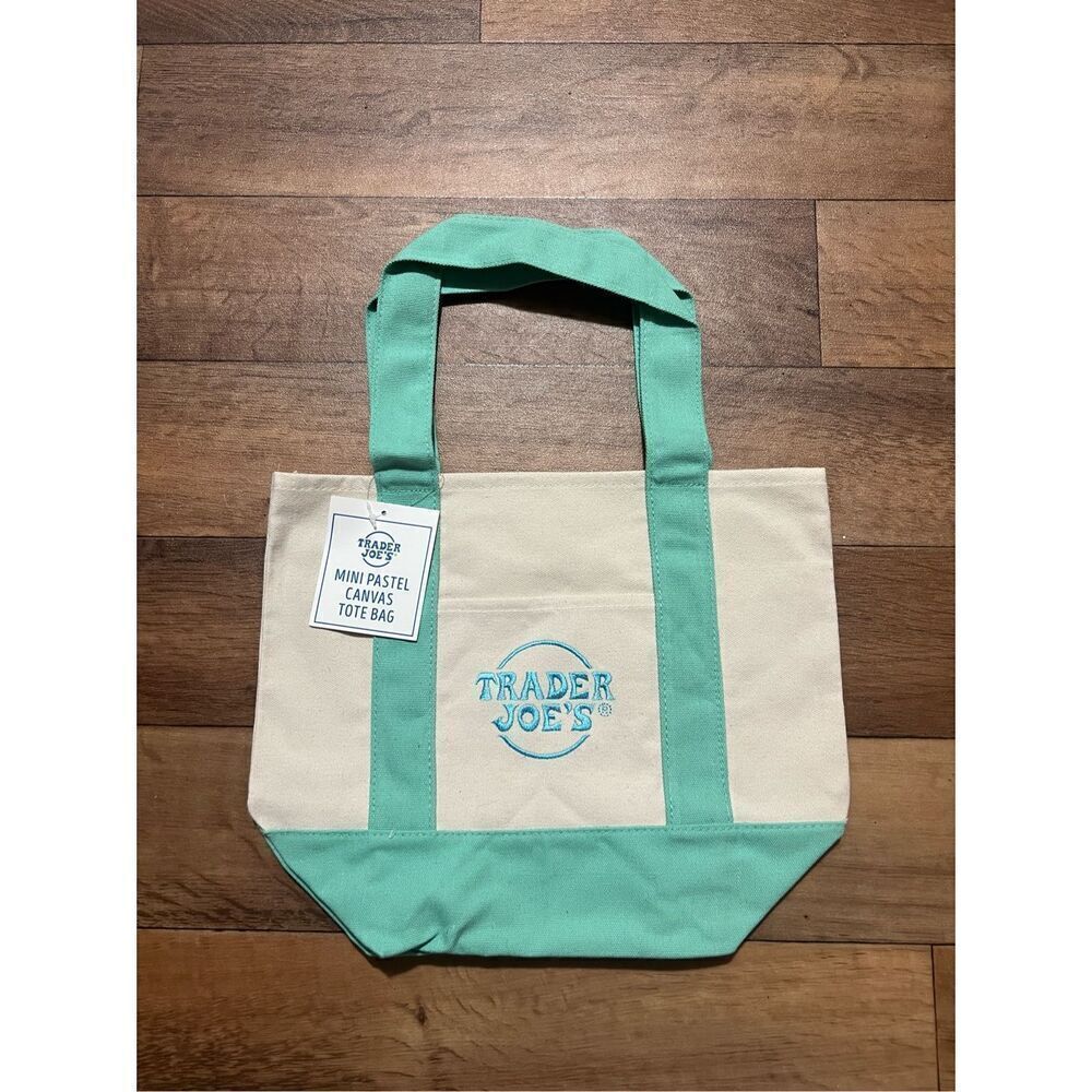 Trader Joe’s Pastel Green Mini Canvas Tote Bag NWT